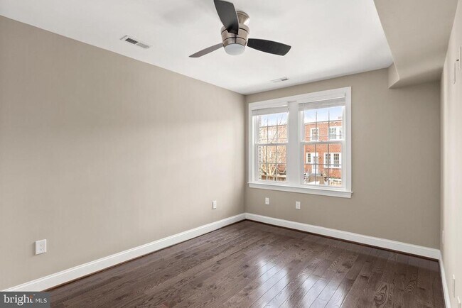 Building Photo - 2215 40th St NW