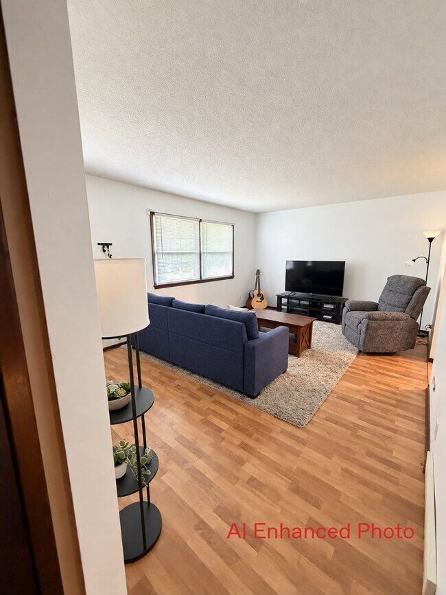 Building Photo - 214 NW Arlan Dr