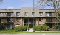 Building Photo - Park Meadows