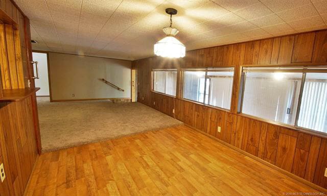 Building Photo - 26084 S 558 Rd