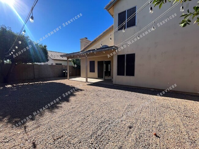 Building Photo - **COMING SOON** BEAUTIFUL 4 BEDROOM 3 BATH...
