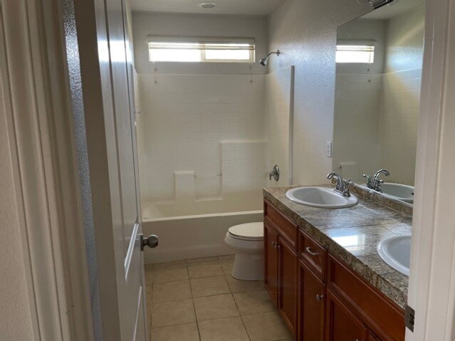 Building Photo - Coachella Home PMI Coachella Valley, DRE #...