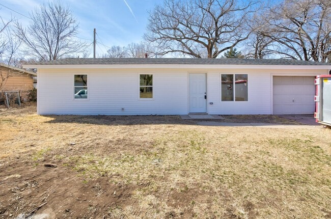 Building Photo - 6141 N Judson Dr