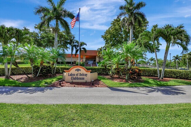 Building Photo - 15217 Lakes of Delray Blvd