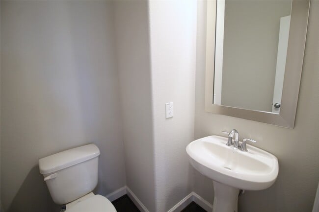 Building Photo - 11917 Oakmont Valley Trace