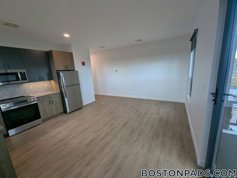 Building Photo - 199 Gardner St