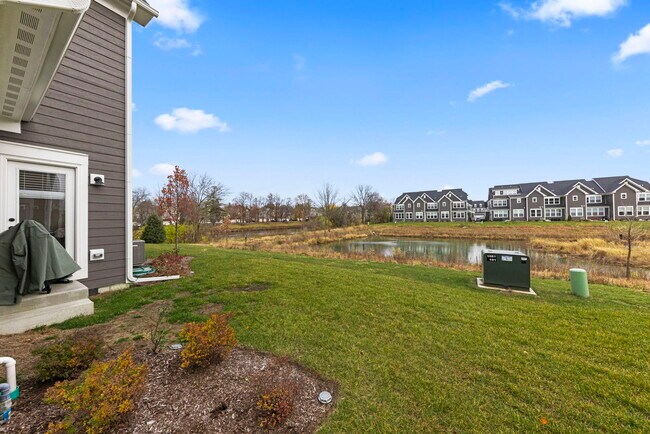 Building Photo - 2220 Weatherbee Ln