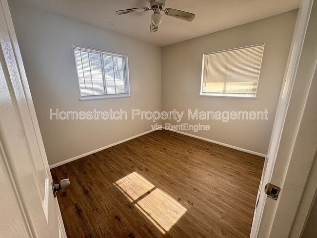 Building Photo - 538 Banavie Dr