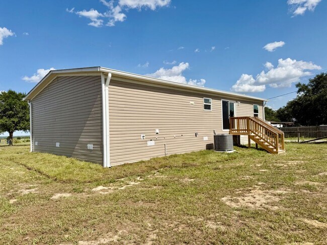 Building Photo - 4507 Big Tank Rd