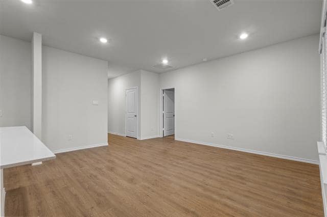 Building Photo - 612 Creek End Dr