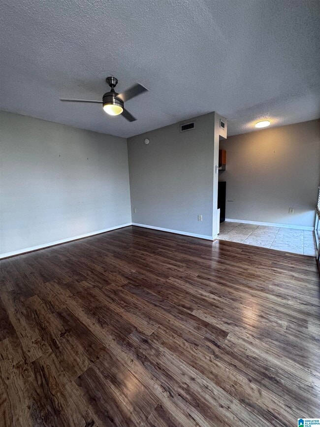 Building Photo - 66 Rhodes Cir S