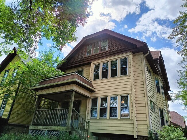 Building Photo - 2353-2355 S. Williams St.
