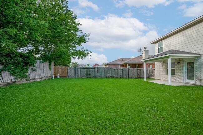 Building Photo - 9714 Angleside Ln