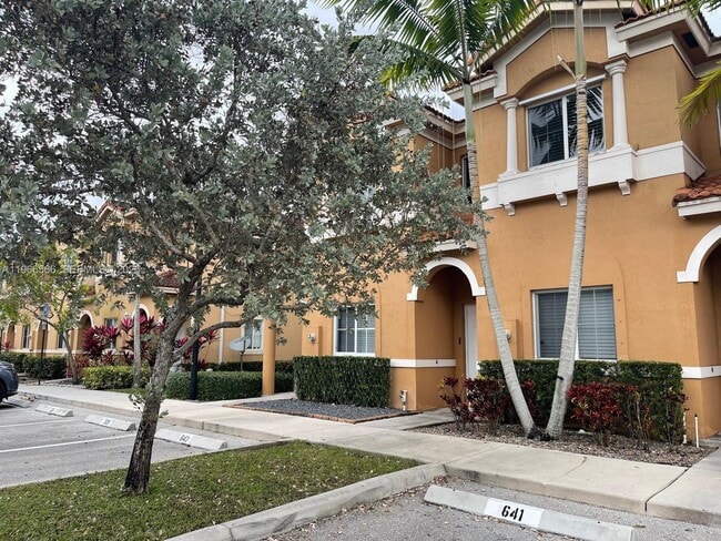 Building Photo - 6010 Woodlands Blvd