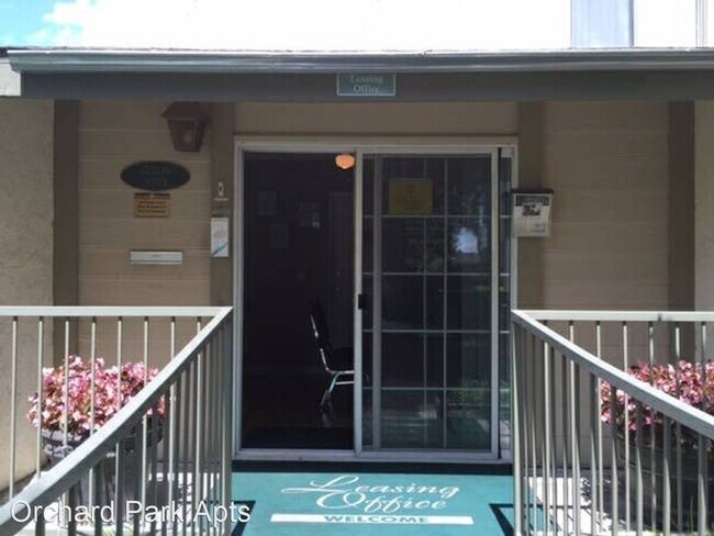 Building Photo - 3940 Dawes St