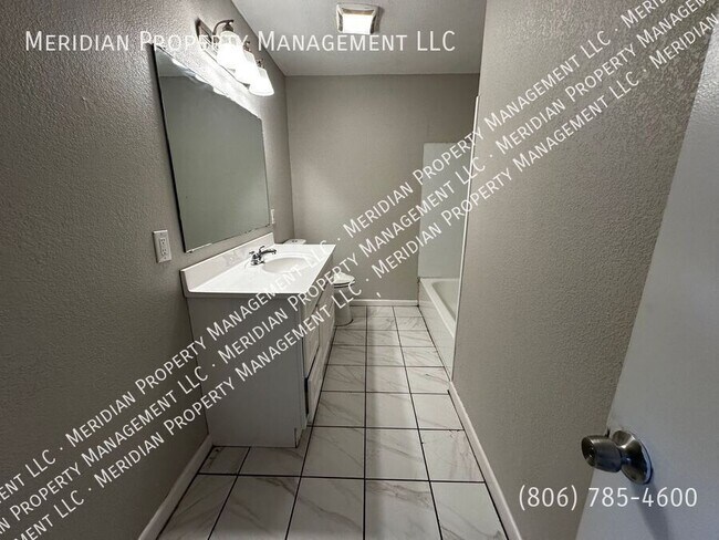 Building Photo - 1602 39th St