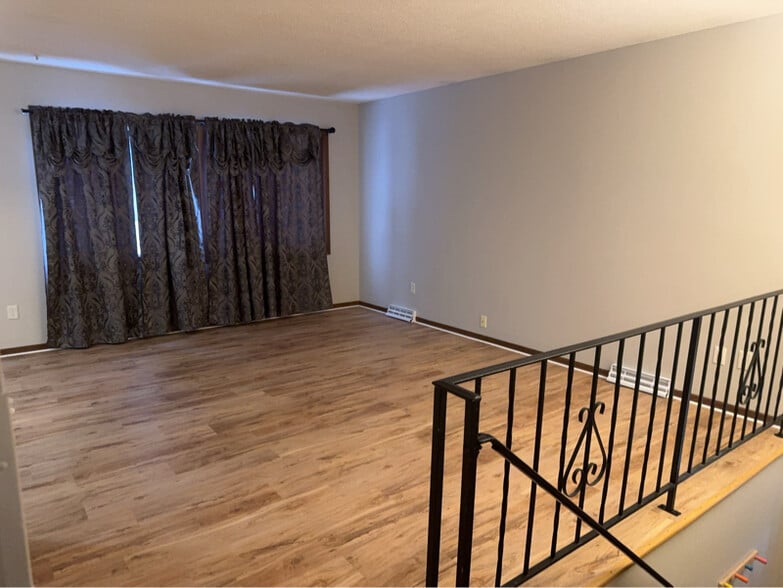 Building Photo - 11898 Tulip St NW