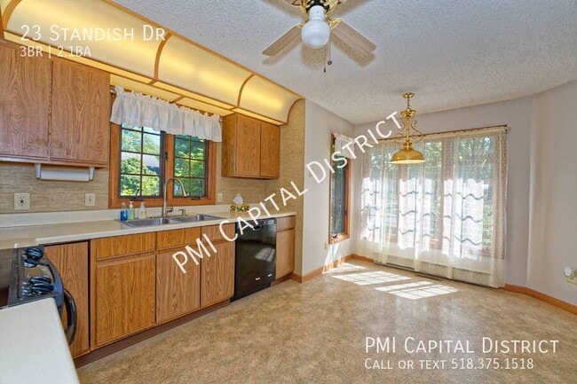 Building Photo - 23 Standish Dr