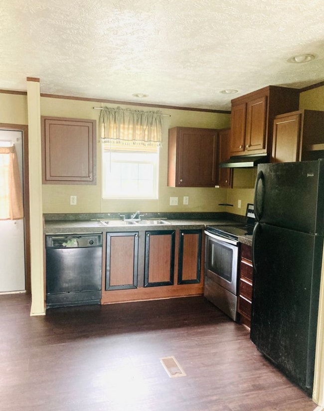 Building Photo - 3 Bed 2 Bath Home in Beauregard