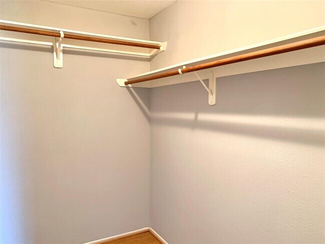 Building Photo - 7107 Mountain Dale Ct