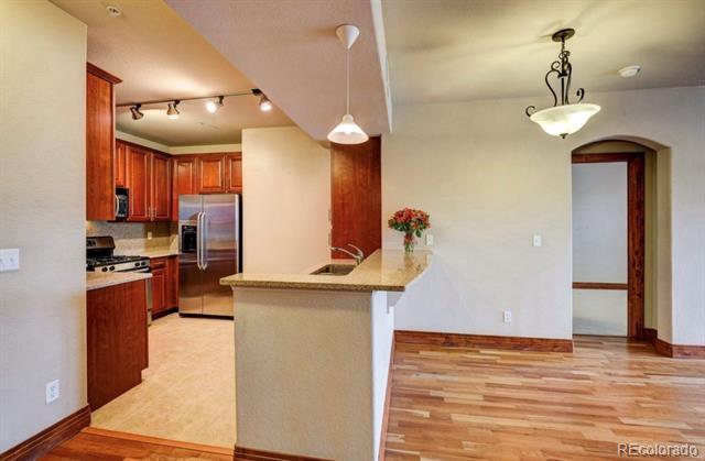 Building Photo - 9079 E Panorama Cir