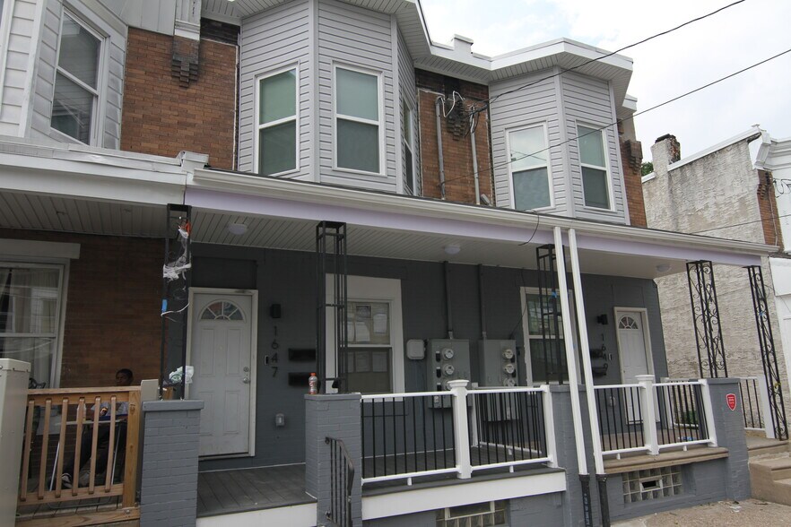 Building Photo - 1647 Pratt St