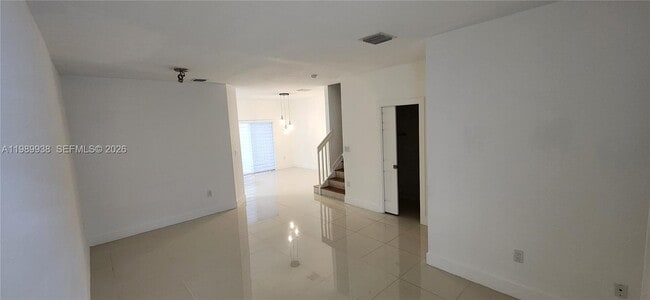 Building Photo - 8909 SW 225th Terrace