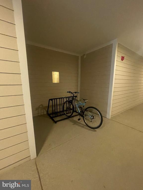 Building Photo - 1530 Spring Gate Dr.