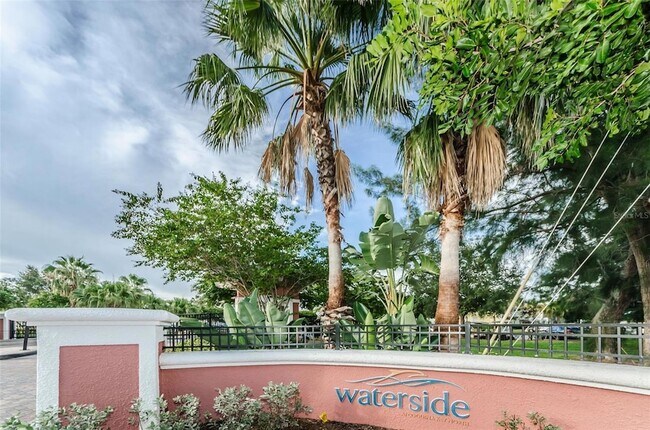 Building Photo - 251 Pompano Dr SE