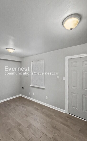 Building Photo - 1319 Minefee St