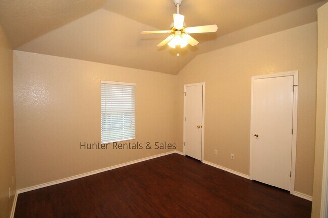 Building Photo - 4203 Alan Kent Dr