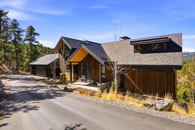 Building Photo - 4475 Forest Trail