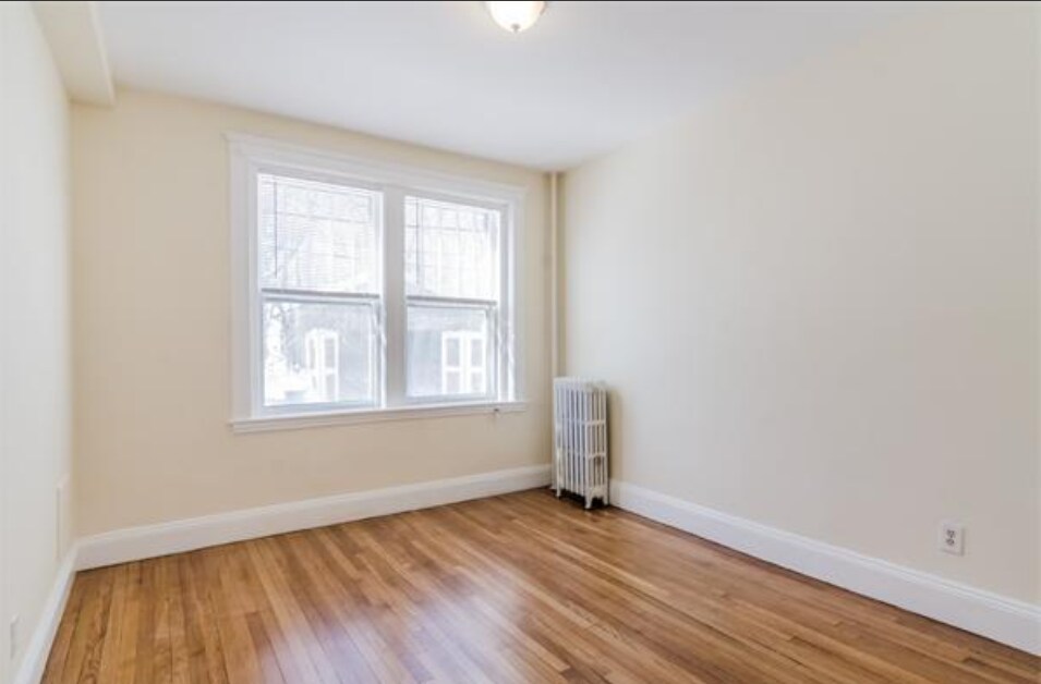 Building Photo - 19 Colliston Rd