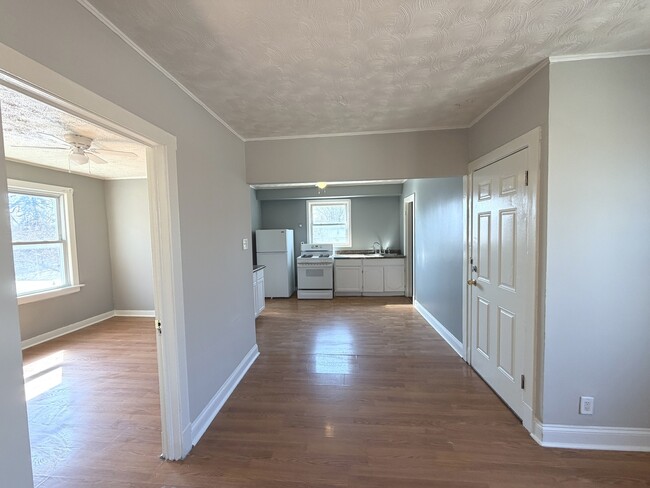 Building Photo - 3126 Elder Ln