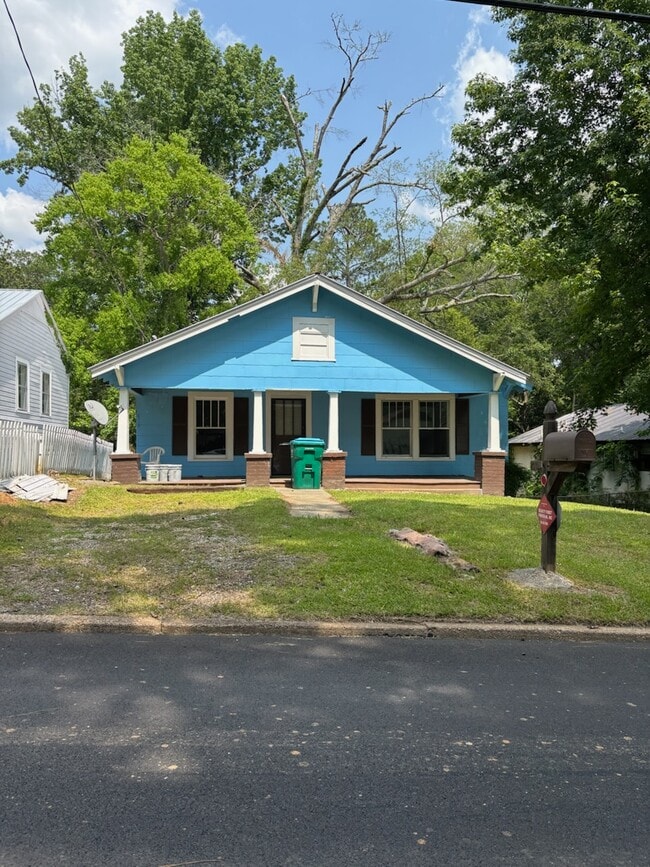 Primary Photo - 3006 40th Ave