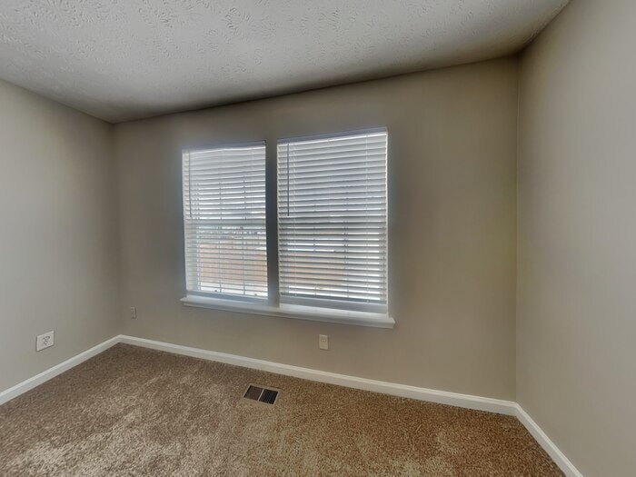 Building Photo - 10129 Arapahoe Dr