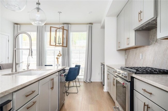 Building Photo - 1762 Beckham Pl NE