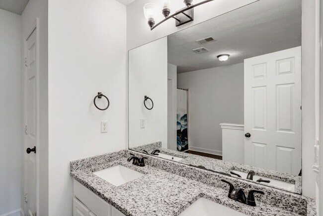 Building Photo - Timber Trail Drive Rental