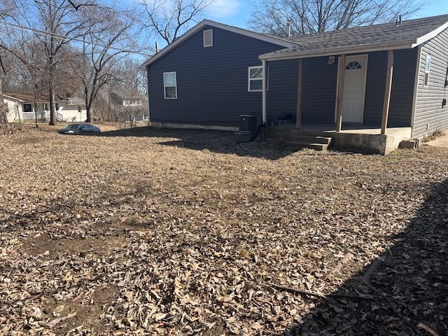 Building Photo - 215 Dee St