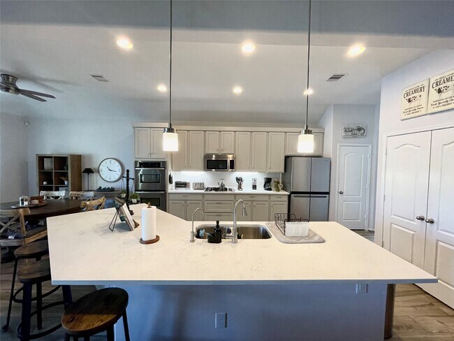 Building Photo - 22626 Fanwick Dr