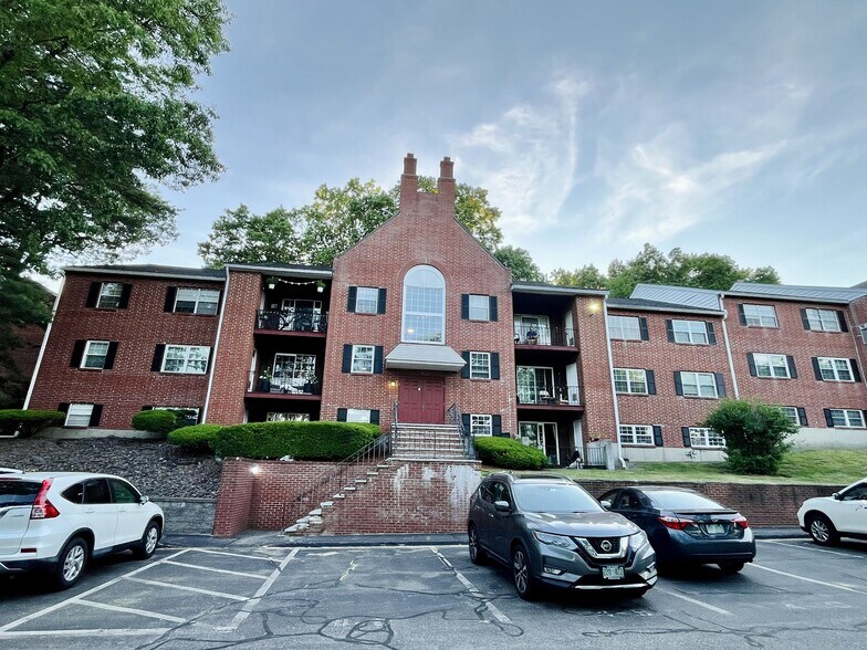 Building Photo - 9 Louisburg Square