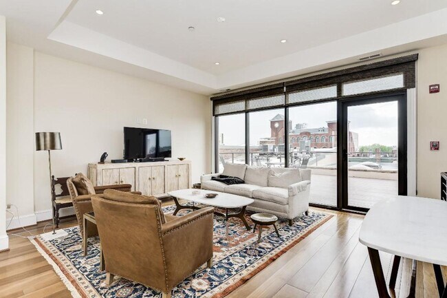 Building Photo - 1737 Connecticut Ave NW