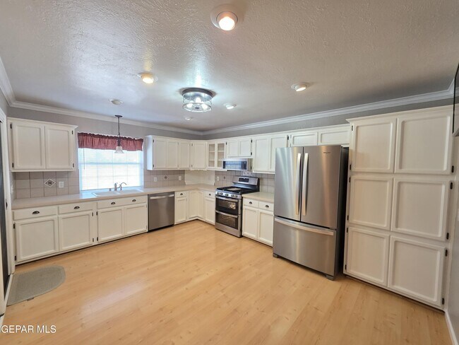 Building Photo - 230 Casas Bella Ln