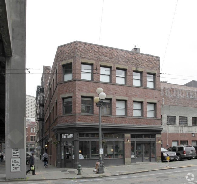 Building Photo - Old Boston Hotel