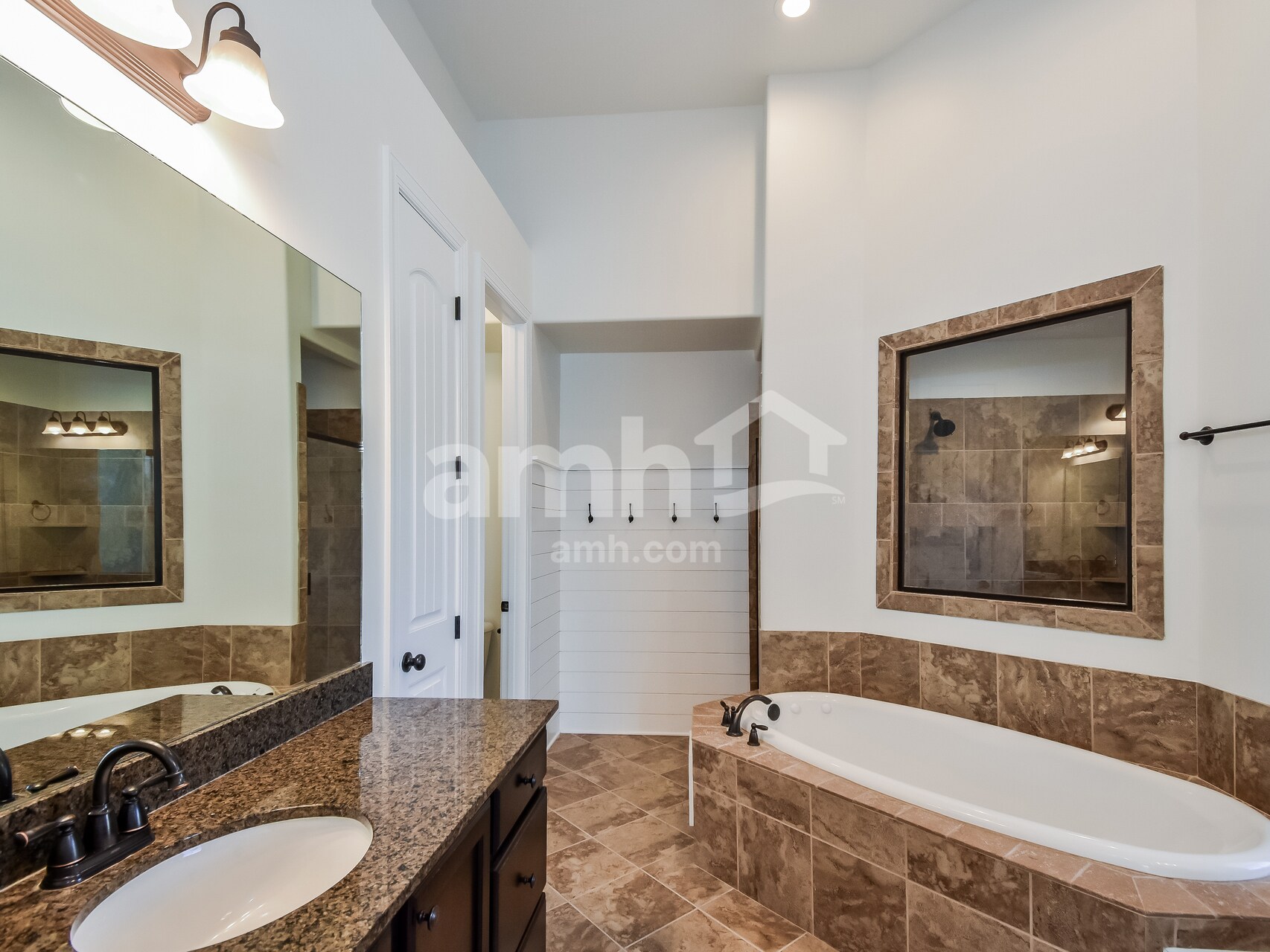 Building Photo - 90 Laurel Cove