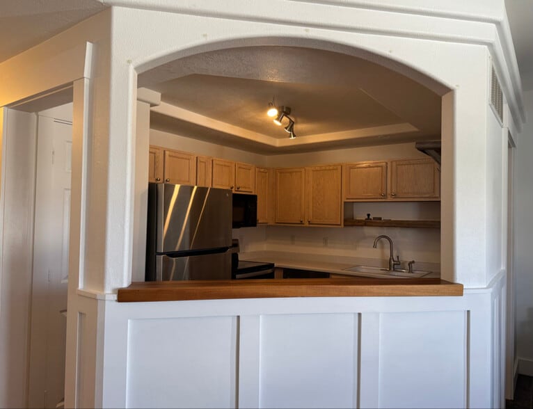 Building Photo - 159 Flowerfield Dr