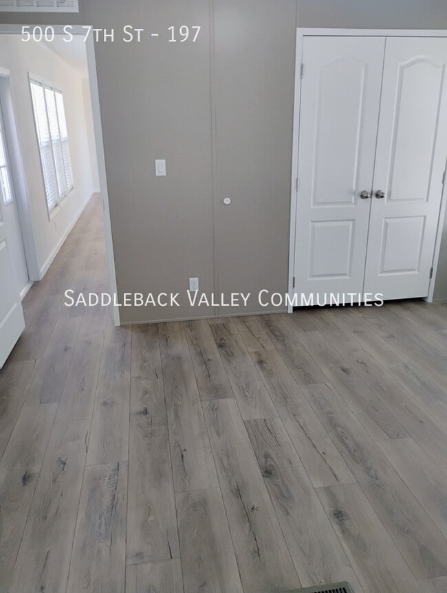 Building Photo - 500 S 7th St