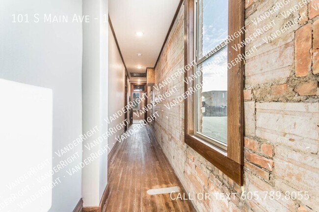 Building Photo - 101 S Main Ave