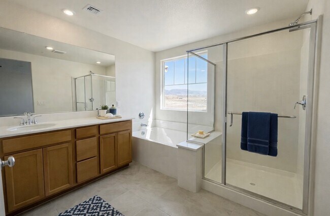 Building Photo - 3543 Dimora St