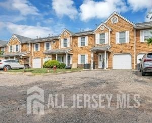 Building Photo - 19 Delavan Ct